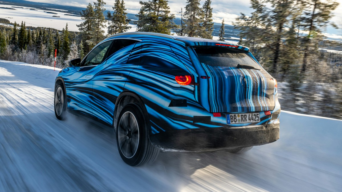 Mercedes shares more details of the new GLC electric crossover