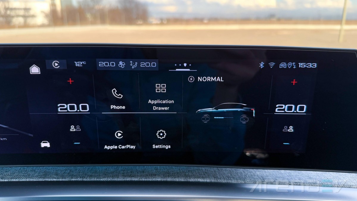 Peugeot e-3008 230 FWD review