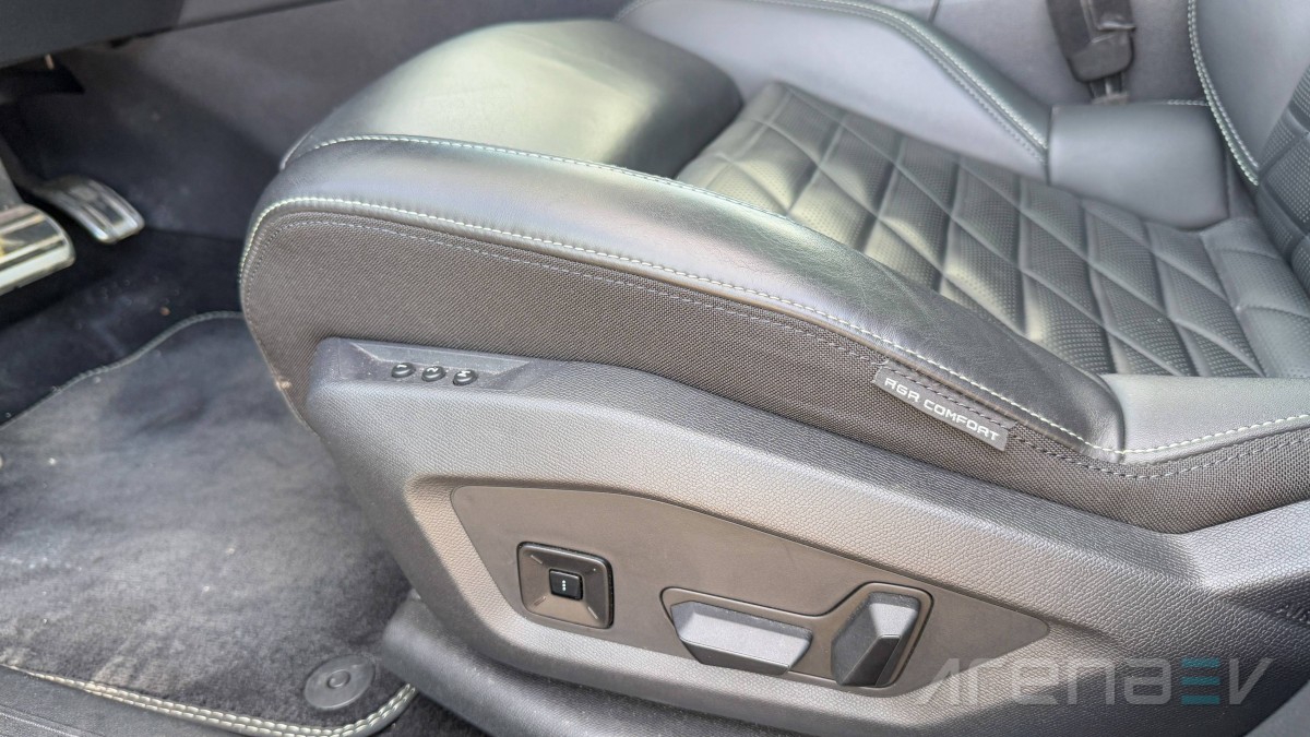 Peugeot e-3008 230 FWD review