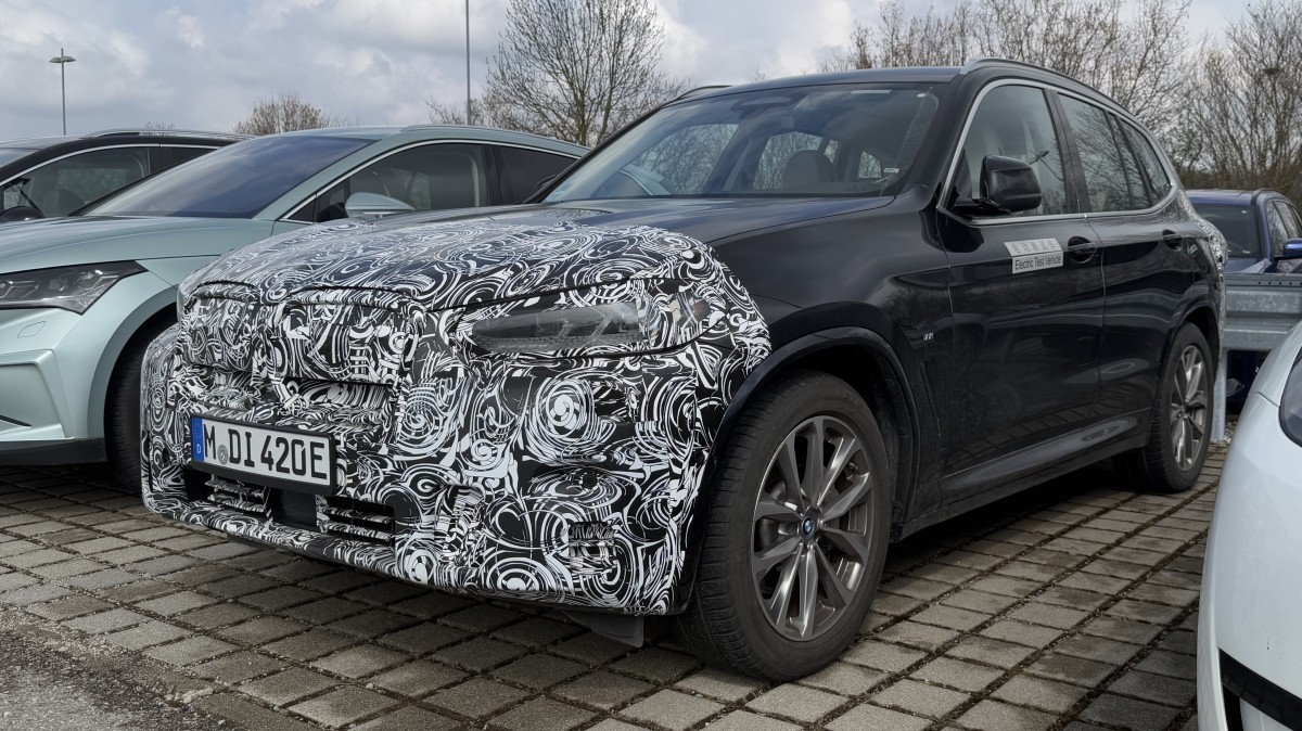 Exclusive: first images of the refreshed BMW iX1