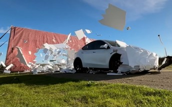 Tesla Autopilot tricked by painted wall, exposing camera-only limits