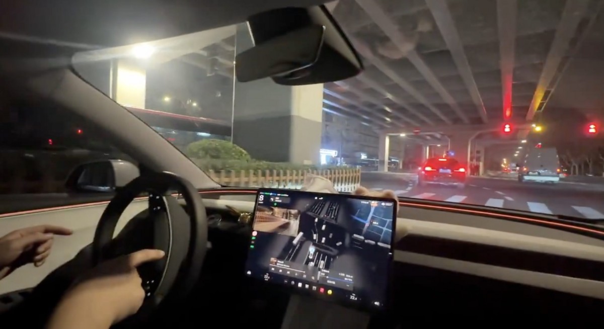 Tesla's self-driving rollout in China hits a regulatory speed bump