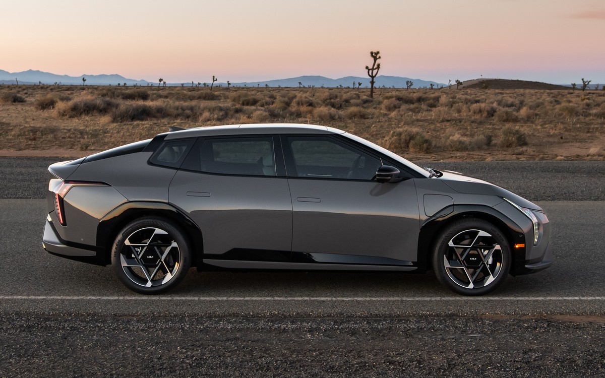 Kia EV4 sedan makes it to the US with a NACS port built-in
