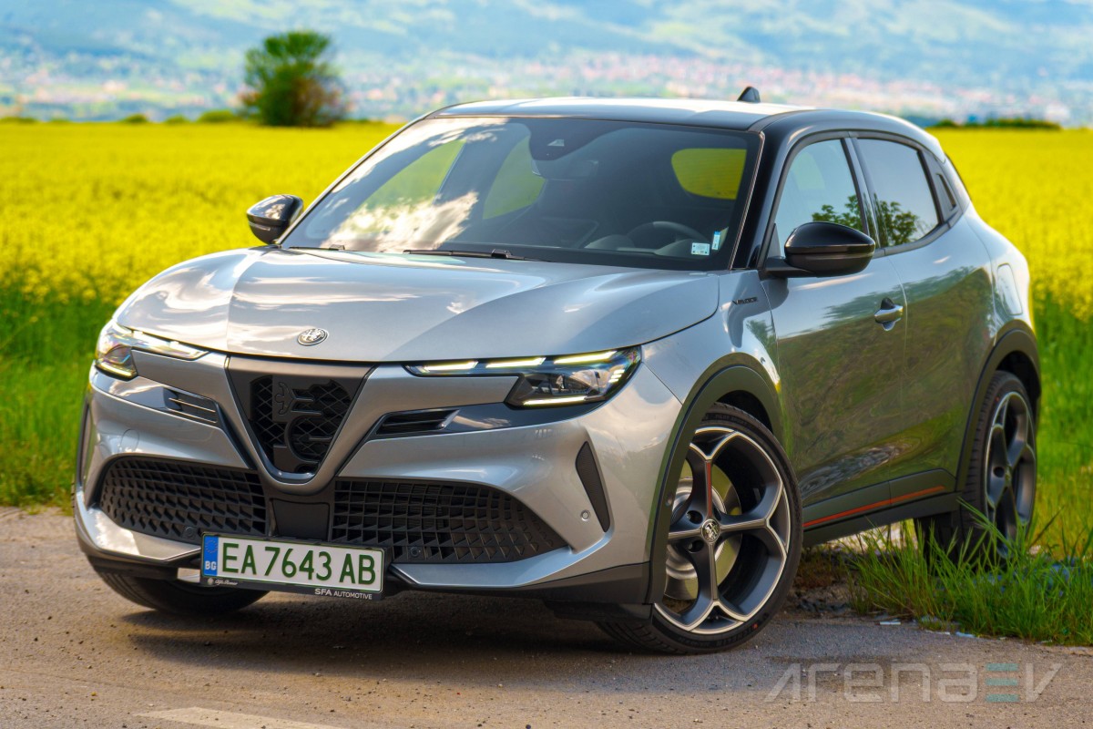 Alfa Romeo Junior Elettrica Veloce review