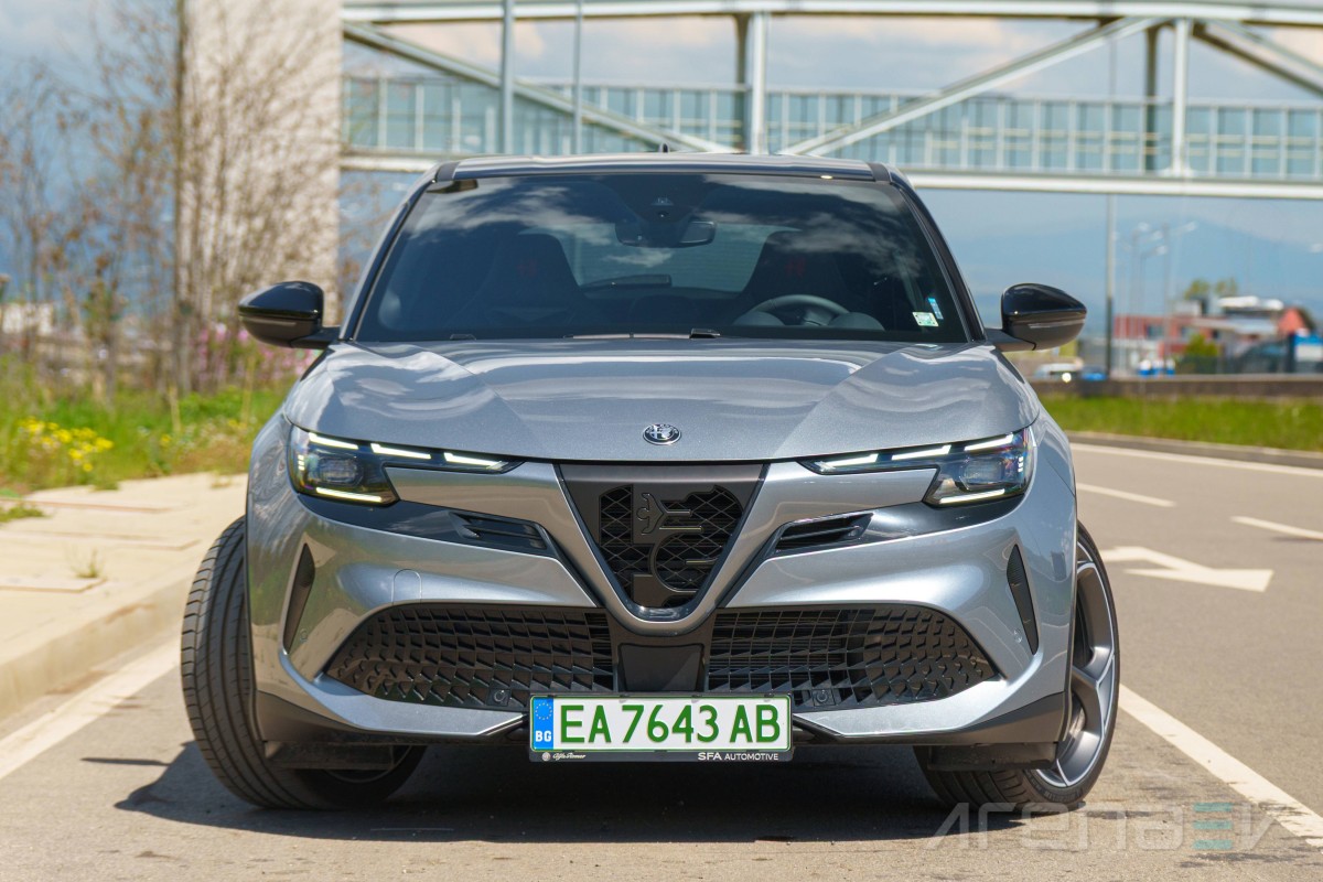 Alfa Romeo Junior Elettrica Veloce review