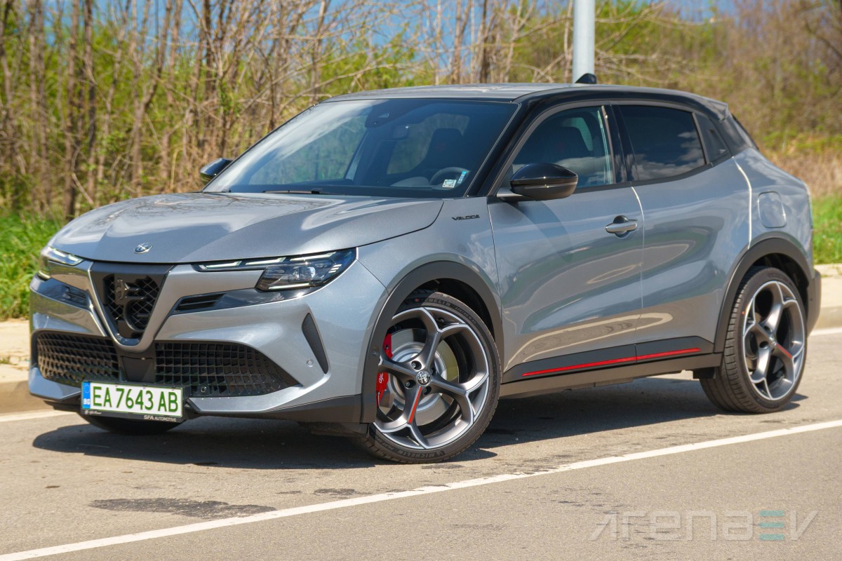 Alfa Romeo Junior Elettrica Veloce review