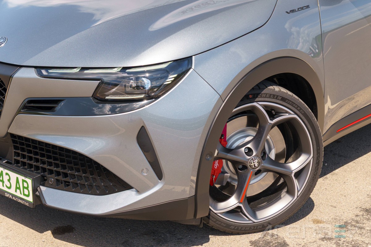 Alfa Romeo Junior Elettrica Veloce review