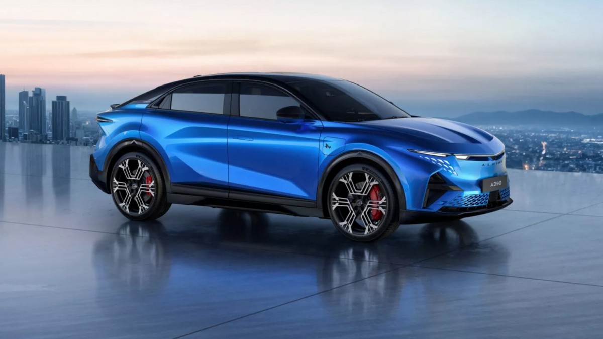 Alpine reveals the A390 electric fastback