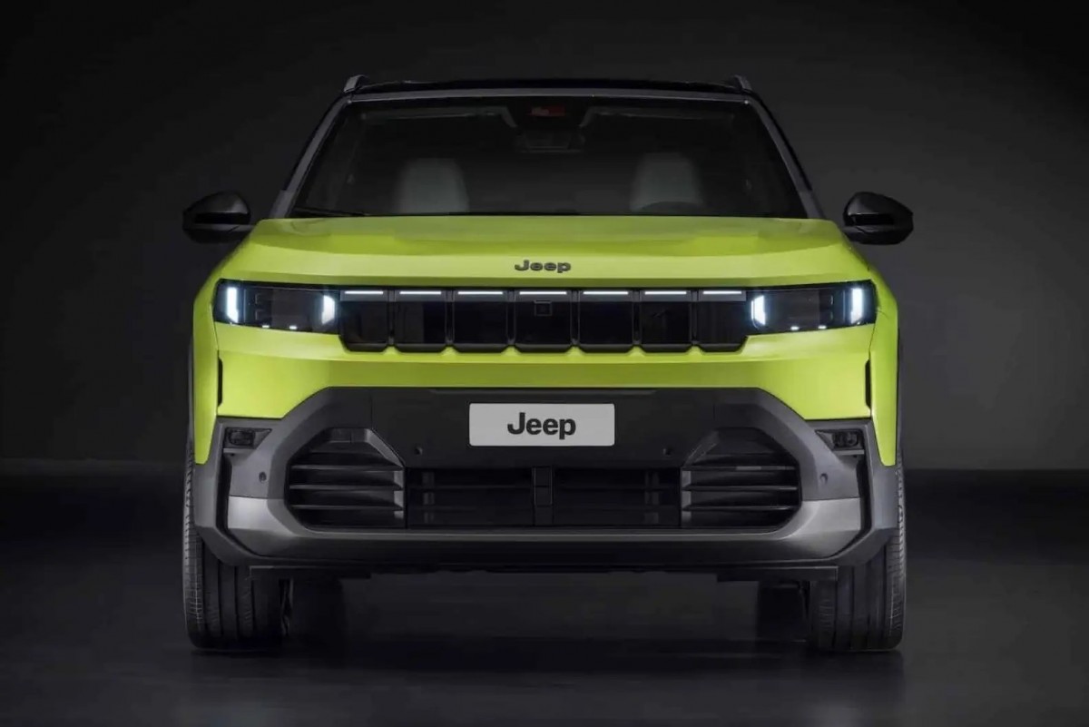 Jeep Compass images leak ahead of unveiling