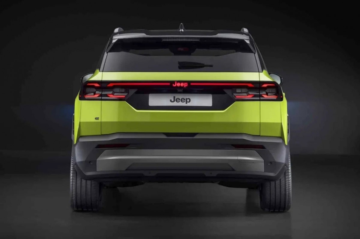 Jeep Compass images leak ahead of unveiling