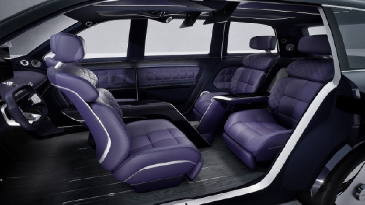 Purple interior of Genesis GV90 revealed in spy photos