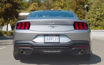 Apple CarPlay gets widgets, a new design, and live activities