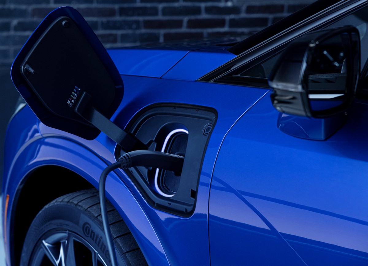 Cadillac Optiq-V is now official with 519 hp, built-in NACS charging port