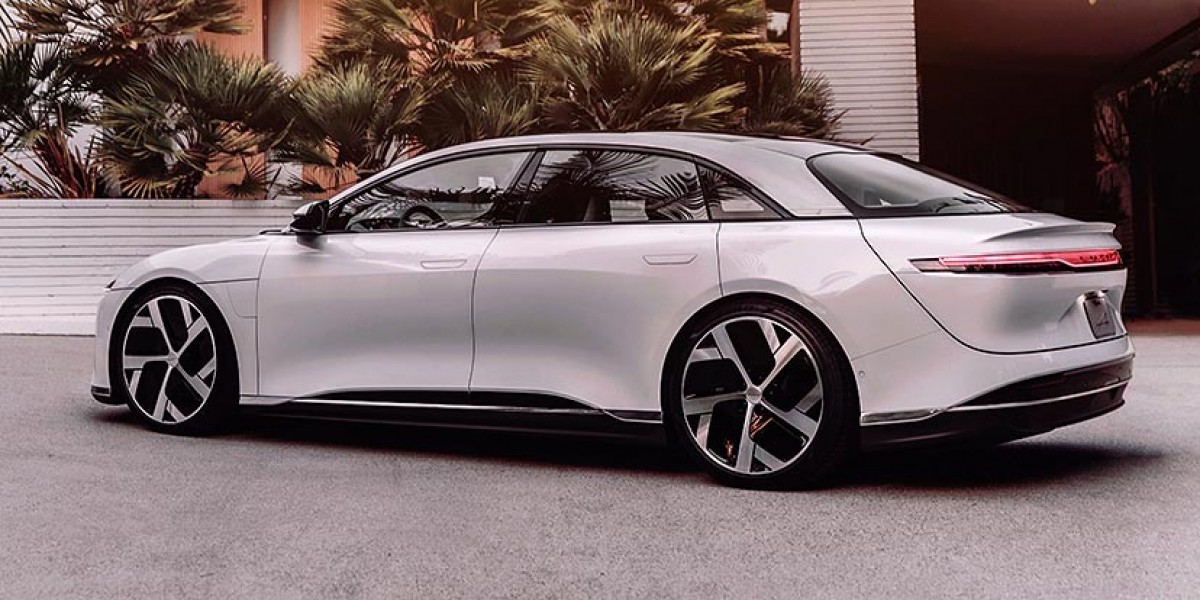 Lucid Air finally gets Android Auto