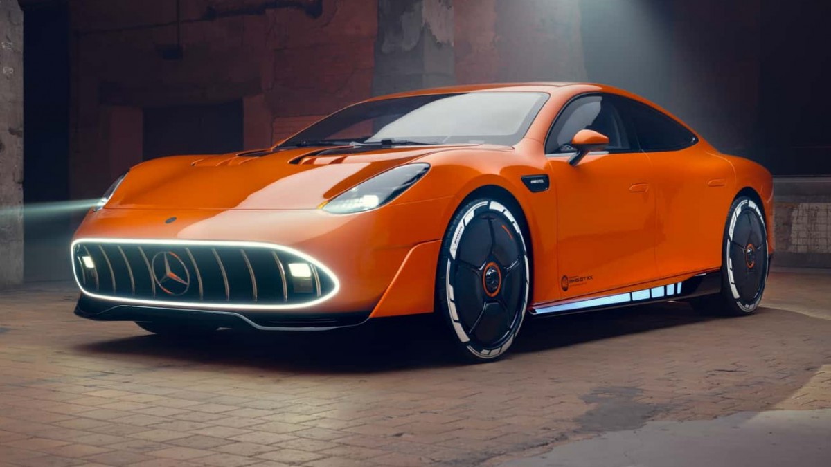 Mercedes-AMG plugs in with the 1,341-horsepower GT XX Concept