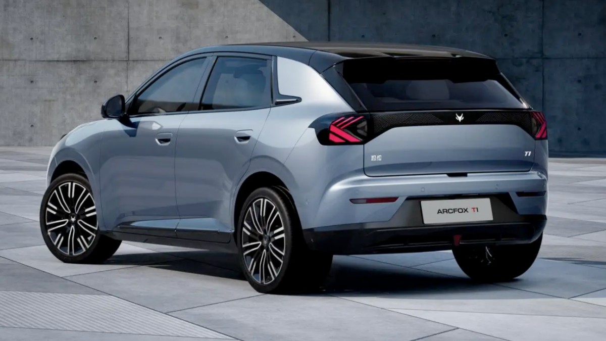 Arcfox reveals a very stylish $10,000 T1 electric hatchback