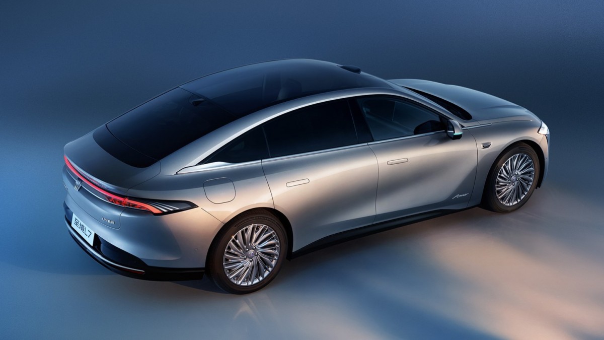 Buick shares more details of the Electra L7, an electric sedan with a <span title='1,400 km'>870 miles</span> secret weapon