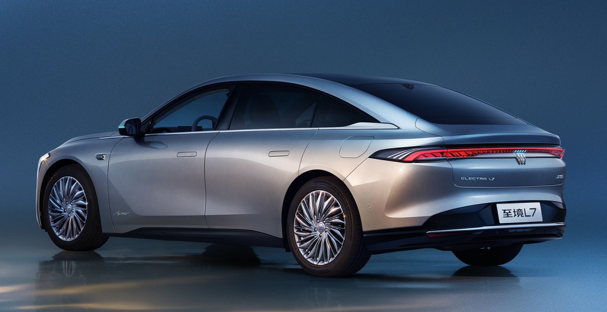 Buick shares more details of the Electra L7, an electric sedan with a <span title='1,400 km'>870 miles</span> secret weapon