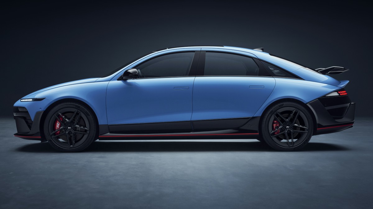 Hyundai Ioniq 6 N transforms a sleek sedan into a 641-HP bruiser