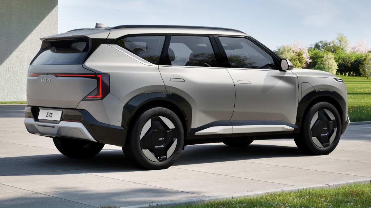 Kia's new EV5 aims for the heart of Europe's electric car market