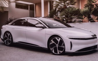 Lucid Air unlocks hands-free driving with new software update
