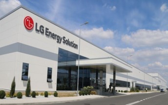 Tesla makes {{$4.3}} billion battery deal with LG
