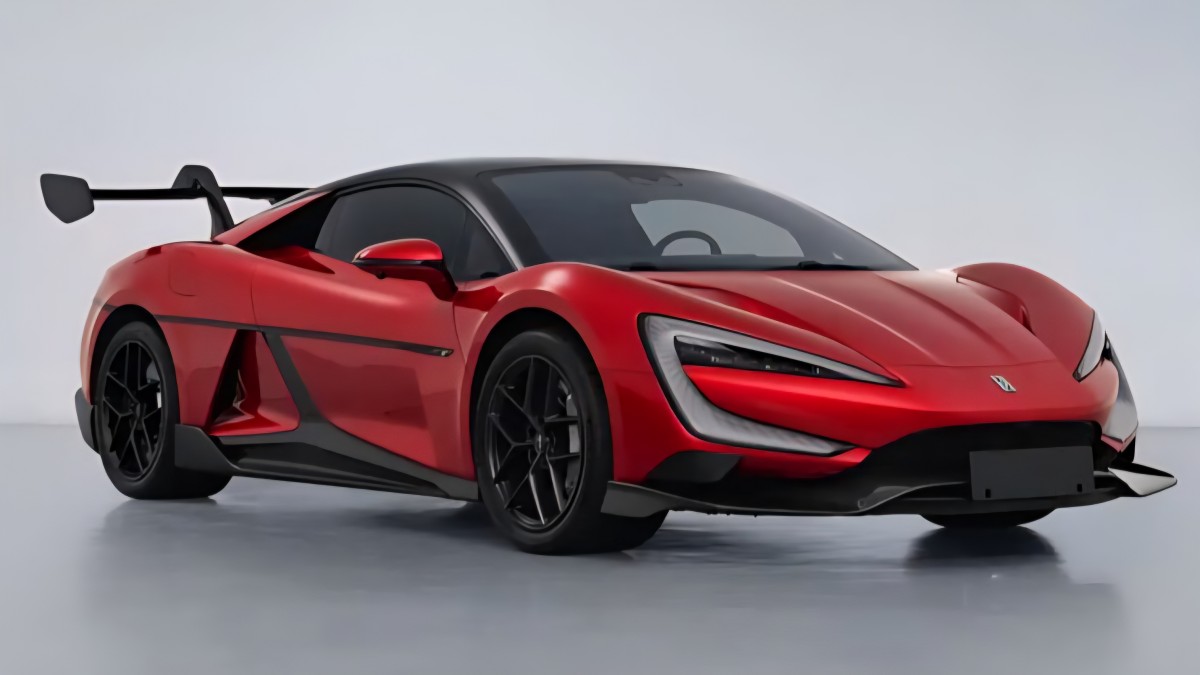 3,019 HP track version of the Yangwang U9 revealed in China