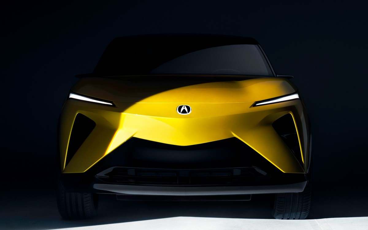 Acura finally shows the RSX 'performance SUV' in full with its coupe-like body