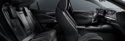 DS No.4 E-Tense