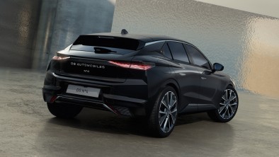 DS No.4 E-Tense