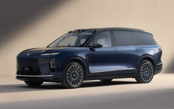 Nio reveals all-new ES8 with 900V tech and aggressive pricing