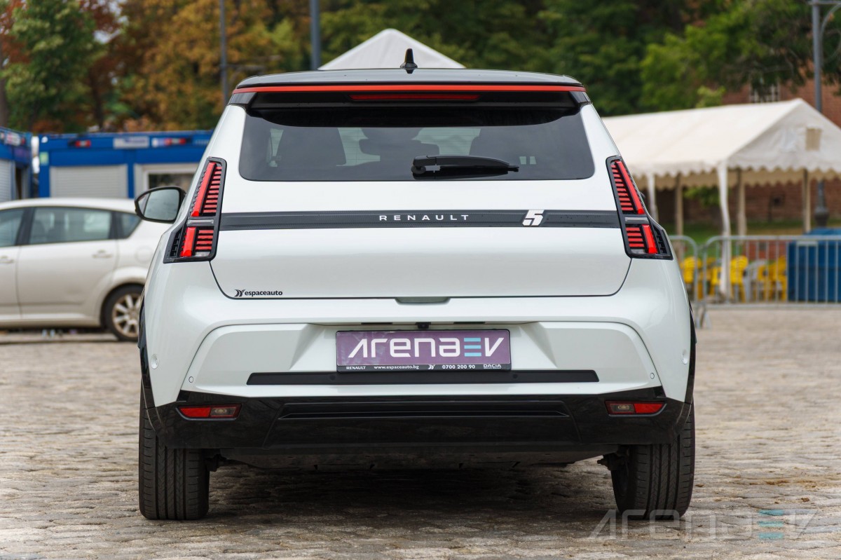 Renault 5 E-Tech review