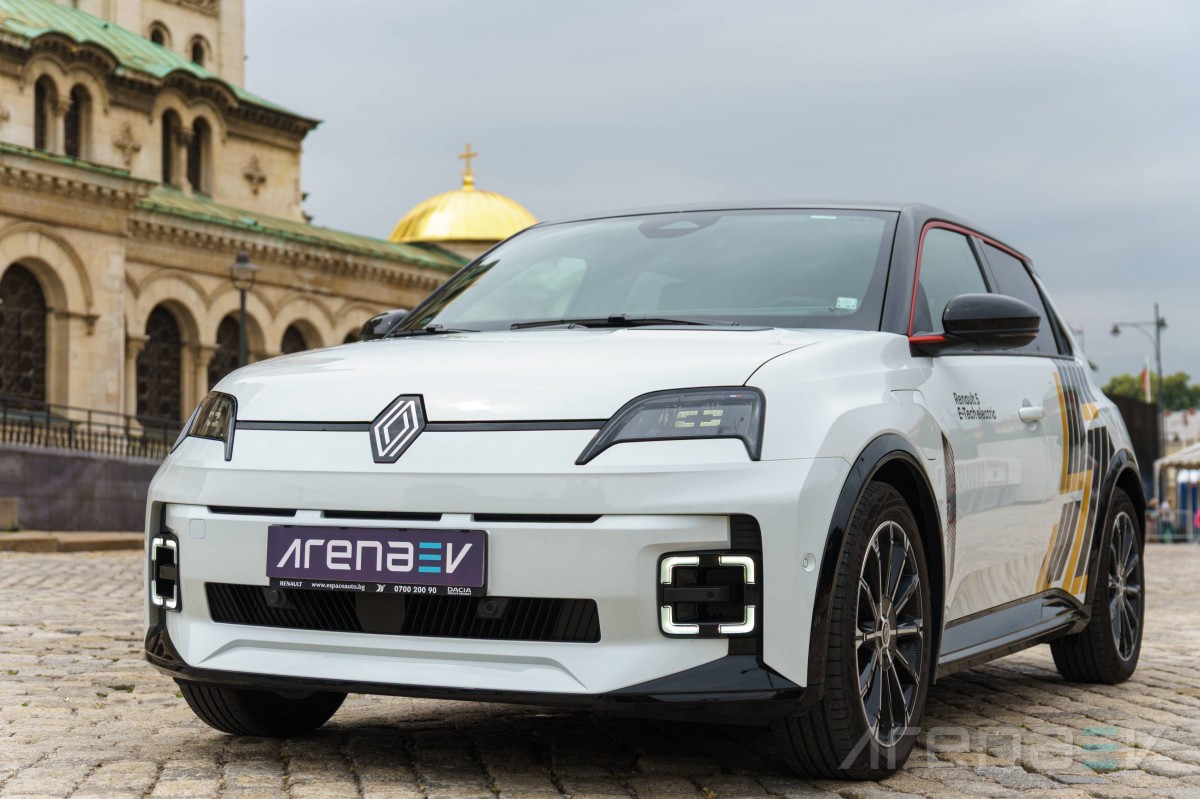 Renault 5 E-Tech review