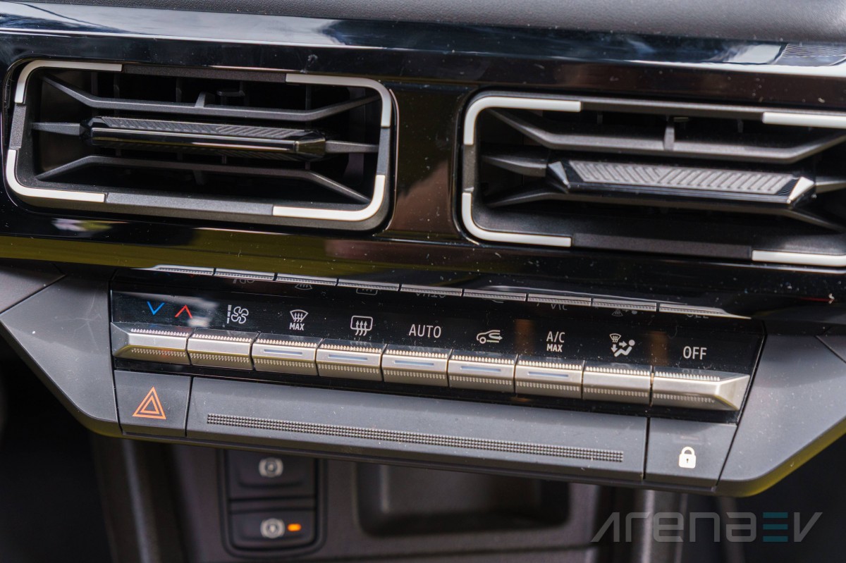 Renault 5 E-Tech review