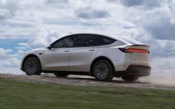 The six-seater Tesla Model Y L officially debuts in China