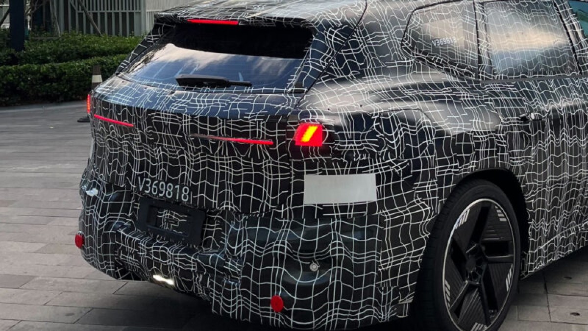 The new BMW iX3 electric SUV spotted on the streets of Shanghai