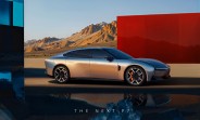 XPeng’s new P7 gets a giant 87-inch HUD