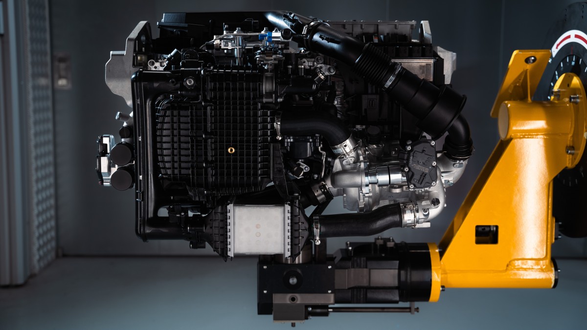 BMW bets on hydrogen with new fuel cell cars planned for 2028