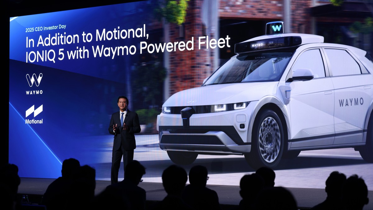 Hyundai reveals ambitious plan: a new pickup, affordable EVs, and a 600-miles EREV