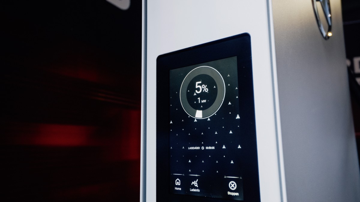Mercedes-AMG redefines fast charging with 1-MW breakthrough