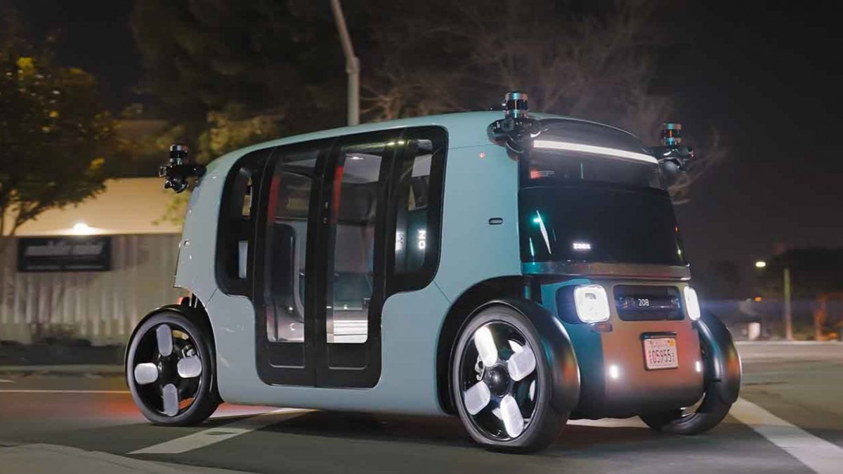 Zoox unleashes driverless taxis on the Las Vegas Strip