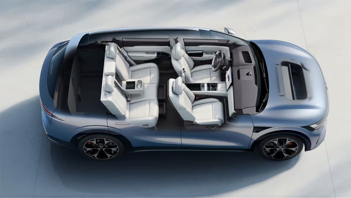 2026 Zeekr 7X gets 900V charging and 785-HP version