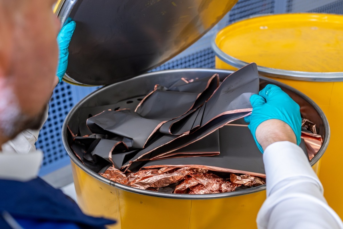 China's new battery plan targets 99% recycling rate