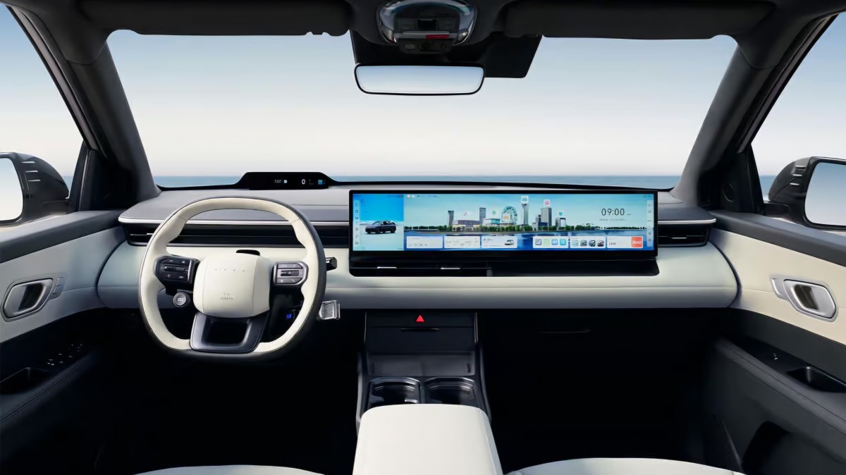 Hyundai EO arrives in China with a $16,800 sticker price