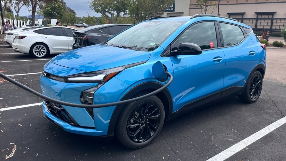 All-new Chevy Bolt EV breaks cover at a Tesla charger