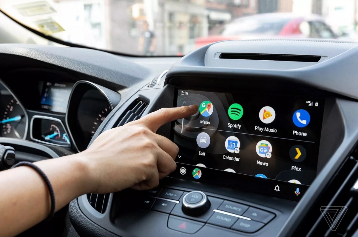 No more CarPlay as GM cuts phone ties in all cars, not just EVs
