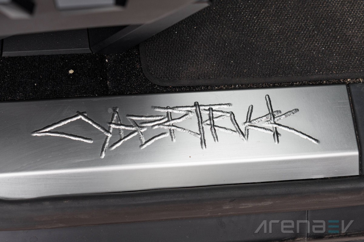 Driving the Tesla Cybertruck Cyberbeast in Europe: Extensive review