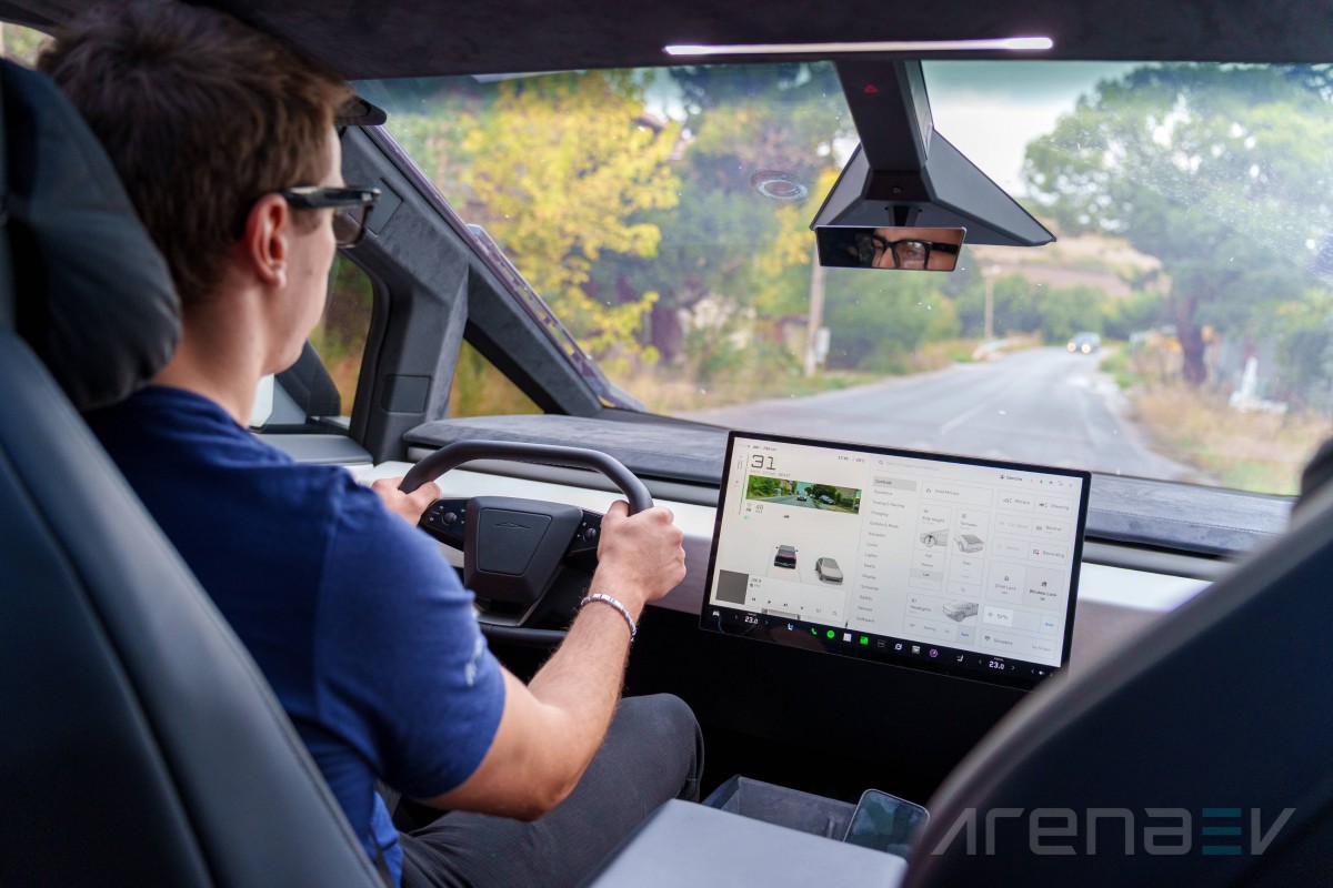 Driving the Tesla Cybertruck Cyberbeast in Europe: Extensive review