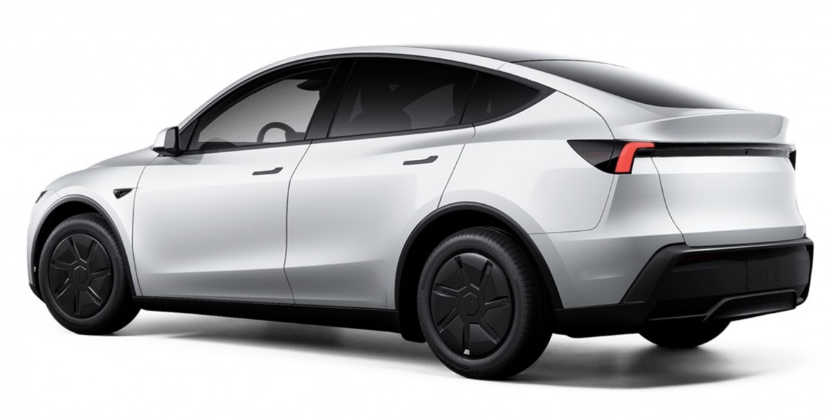 Tesla’s new ‘cheap’ EVs arrive just as vanished tax credit hikes prices