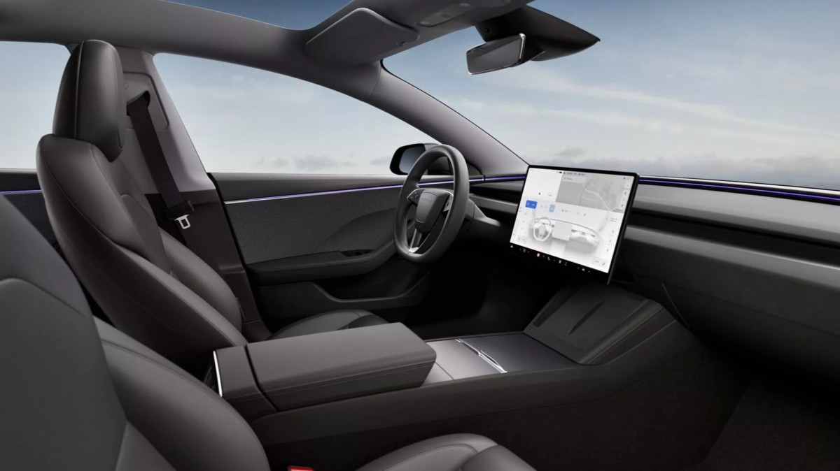 Tesla’s new ‘cheap’ EVs arrive just as vanished tax credit hikes prices